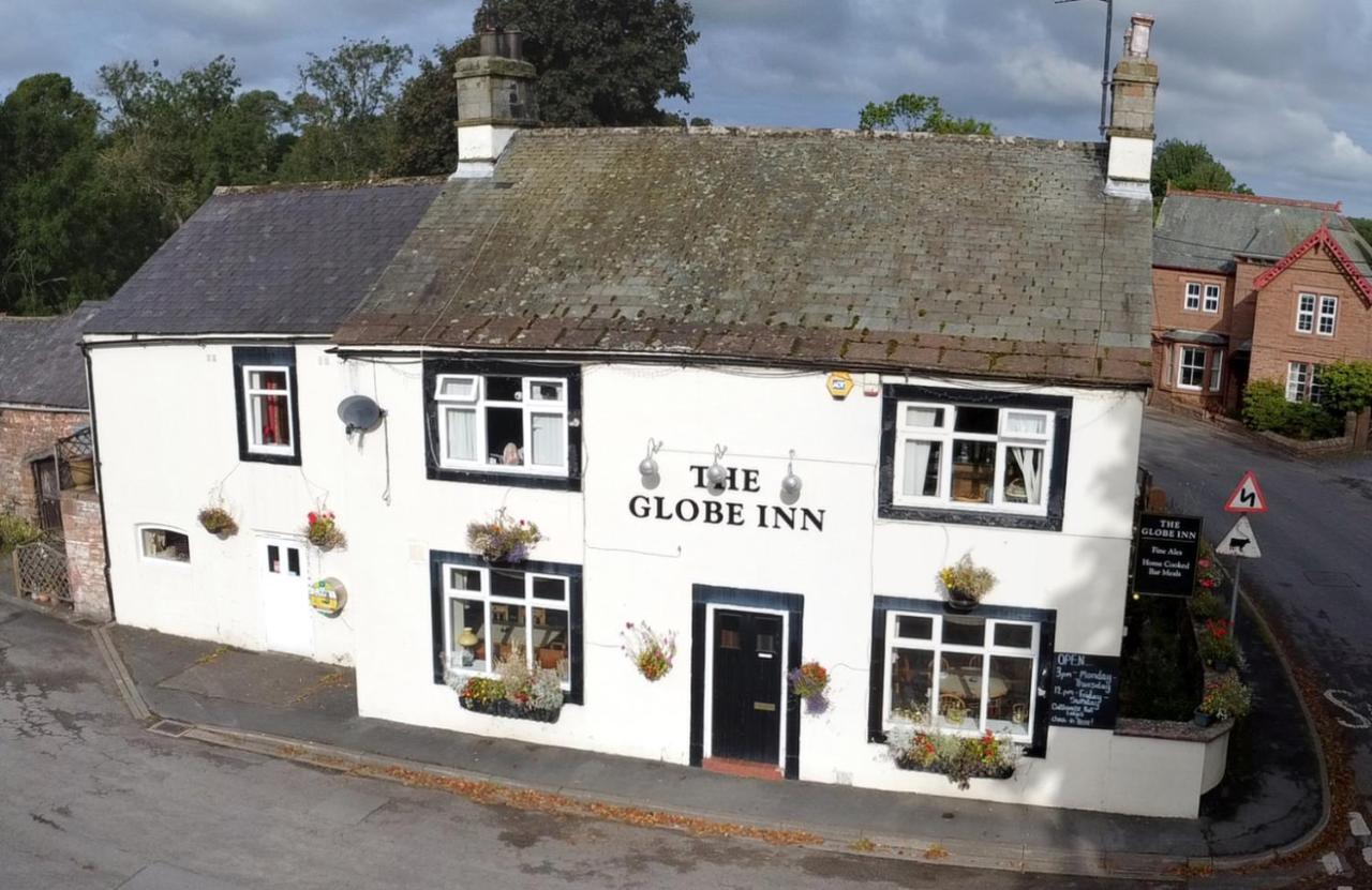 פנרית' The Globe Inn מראה חיצוני תמונה